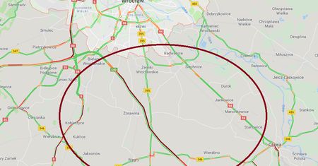 A4. Wypadek na autostradzie, tworzy się gigantyczny korek