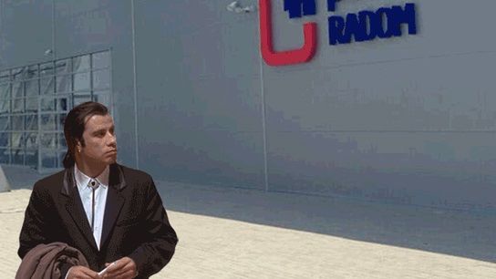 Port Lotniczy w Radomiu stał się obiektem żartów internautów, także obrazkowych