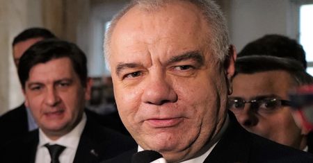 Rekompensaty za prąd to "kupowanie głosów". Obdarowani mogą zgrzytać zębami, bo nie to im obiecano