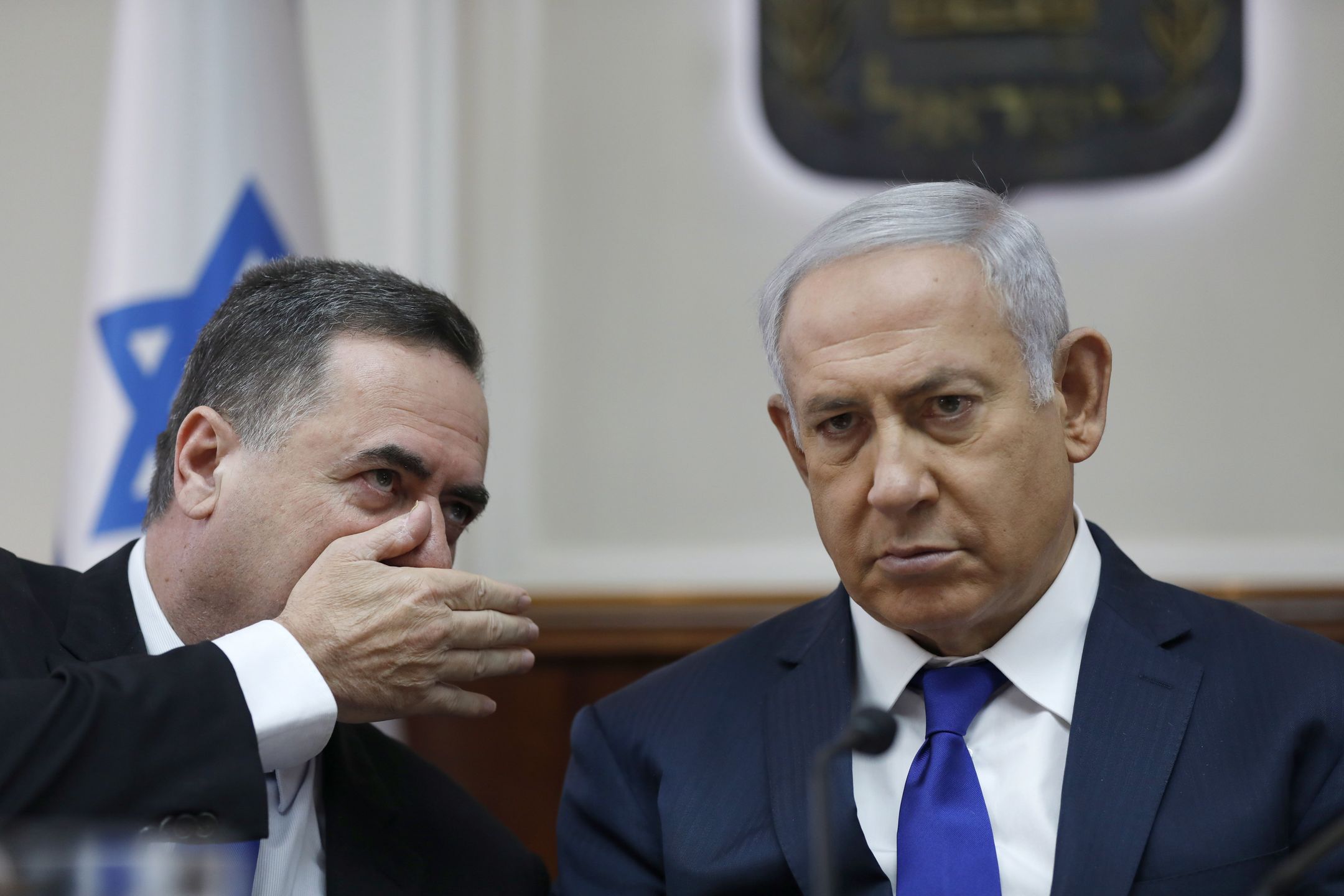 Minister Israel Katz i premier Izraela Benjamin Netanjahu. To ich wypowiedzi o antysemityzmie Polaków wywołały polsko-izraelski  konflikt dyplomatyczny.