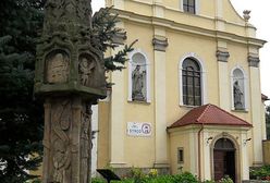 Ksiądz do nauczycieli na mszy: "Swołocz". Wyszli z kościoła