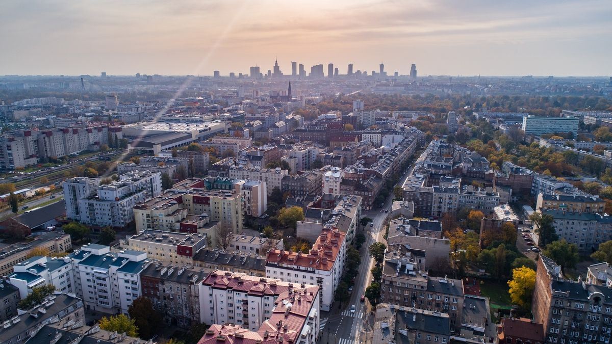 Mieszkanie plus. Warszawskie osiedle ma powstać na terenach, które obecnie są własnością Poczty Polskiej.