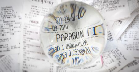 Numer faktury na paragonie. Księgowi łapią się za głowy