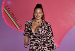 Ashley Graham, modelka plus size, zostanie mamą. Pokazała ciążowy brzuszek