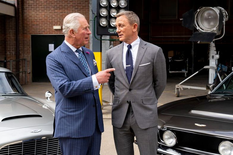 Książę Karol i Daniel Craig na planie "Bonda"