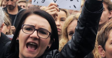 Kobiety chcą zebrać 60 tys. na strajk. Mają już prawie całość
