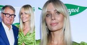 Agnieszka Woźniak-Starak z teściem milionerem na salonach. Byli największymi gwiazdami gali producenta herbat. Ich relacja może imponować