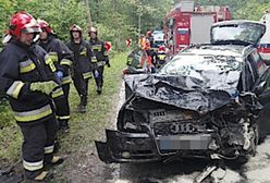 Pijany zderzył się z małżeństwem. Sprawca wyszedł bez szwanku, drugi kierowca reanimowany