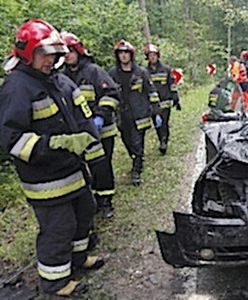 Pijany zderzył się z małżeństwem. Sprawca wyszedł bez szwanku, drugi kierowca reanimowany