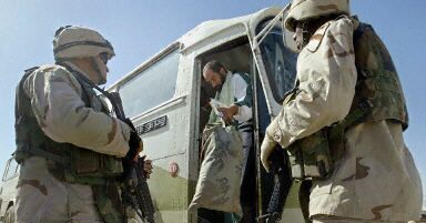 W Abu Ghraib uwolniono więźniów
