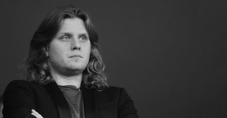 Piotr Woźniak-Starak nie żyje. Wiemy, kto odnalazł ciało w jeziorze Kisajno