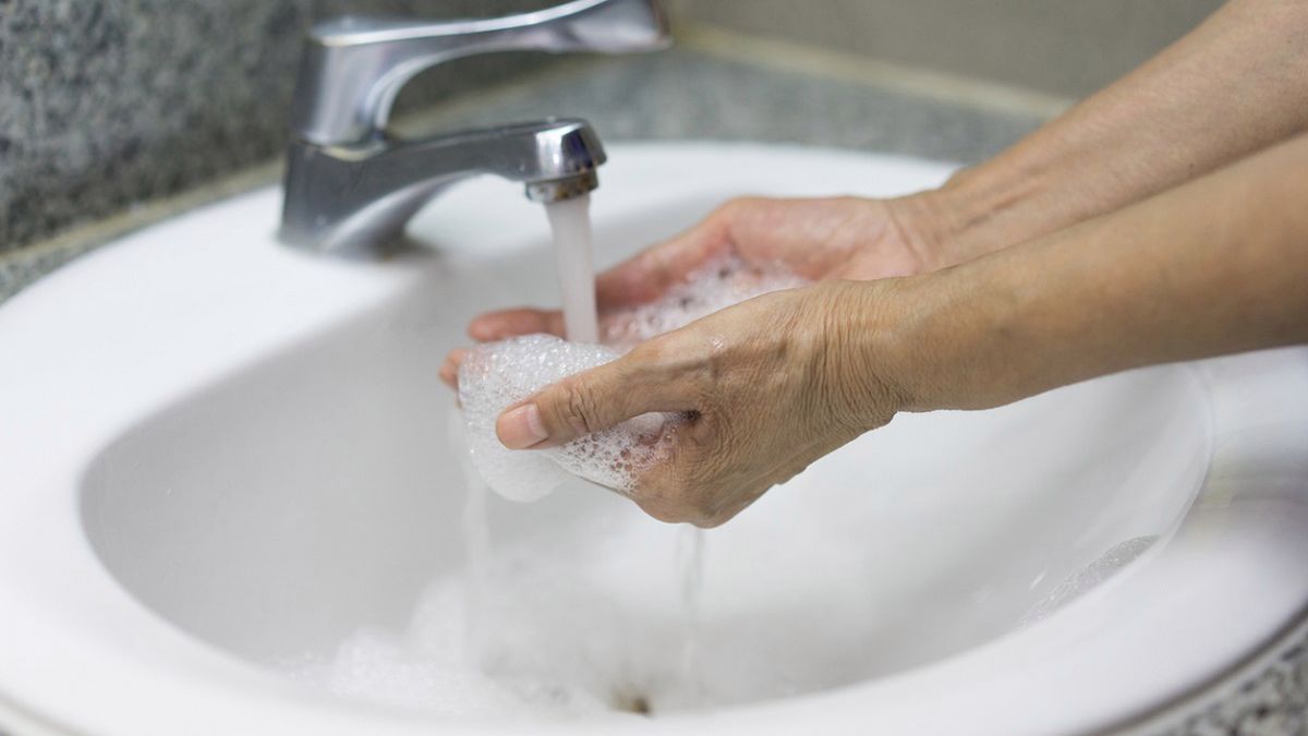 Jak często Polacy myją ręce w czasie epidemii koronawirusa?