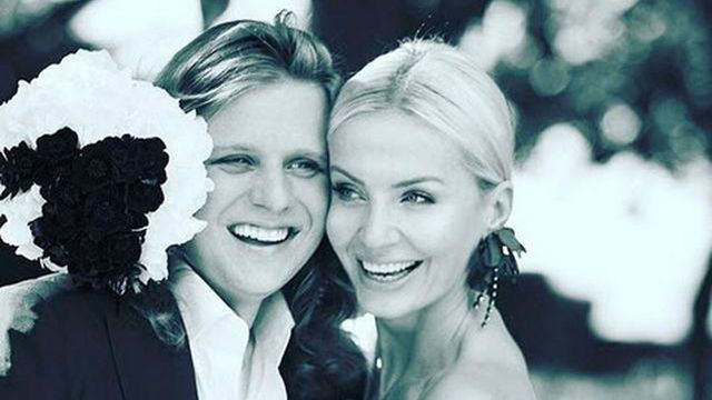 Piotr Woźniak-Starak i Agnieszka Woźniak-Starak w dniu ślubu 