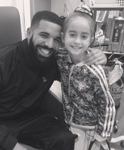 Drake zrobił niespodziankę swojej 11-letniej fance. Odwiedził ją w szpitalu