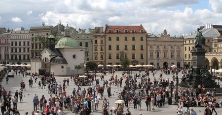 Kraków ogranicza sprzedaż alkoholu w nocy. 89 sklepów przystąpiło do porozumienia