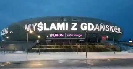 Kraków solidarny z Gdańskiem. Wymowny napis na Tauron Arenie