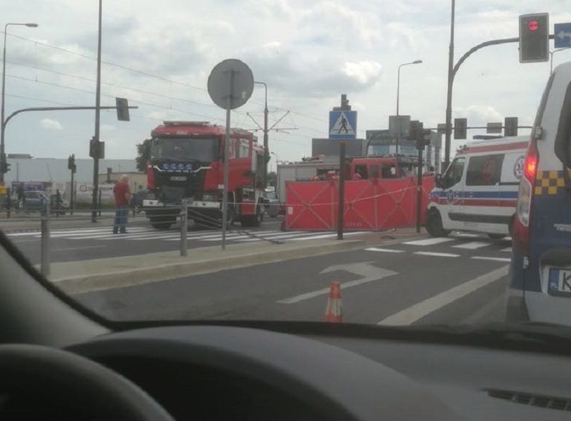 Kraków. Tragiczny wypadek: nie żyje kierowca taksówki