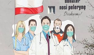 Warszawa. Na Tamce powstał mural dla lekarzy i pielęgniarek. "Nie każdy bohater nosi pelerynę"