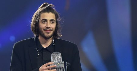 Salvador Sobral, zwycięzca Eurowizji z Portugalii, zaśpiewał piosenkę z "Zimnej wojny" po polsku
