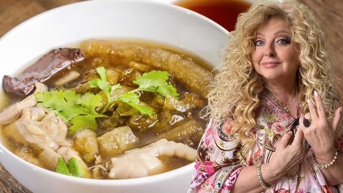 Zupa z żółwia- Pyszności, źródło: Canva, Instagram