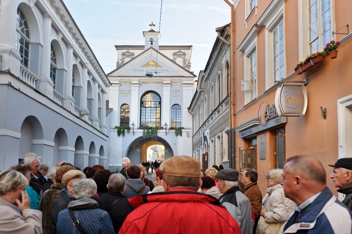 Wilno i Lwów w polskich paszportach. Litwa: "To nie do przyjęcia"