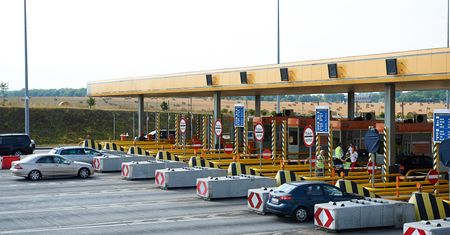 Autostrady otworzą bramki. Koncesjonariusze wzięli się za wakacyjne korki