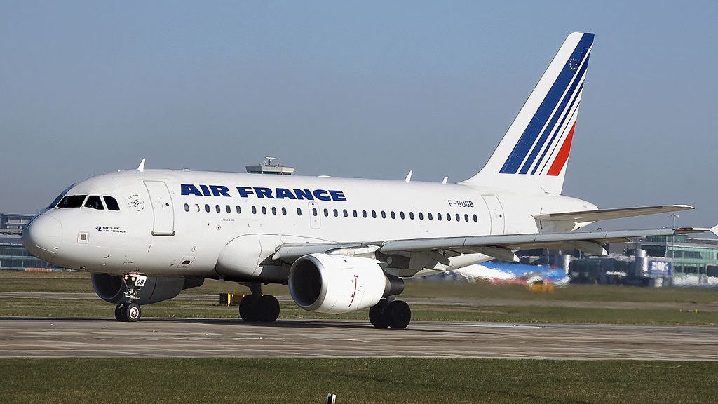 Air France chce obniżyć emisję CO2 poprzez własny program na rzecz zrównoważonego rozwoju.