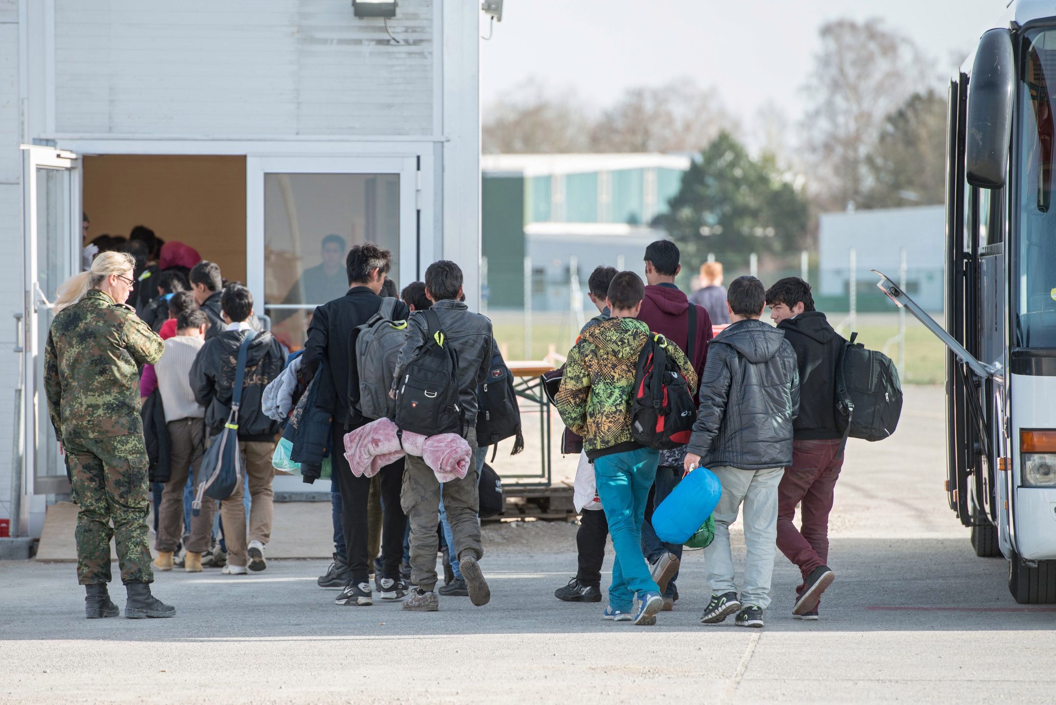 Prawie połowa imigrantów staje się dla służb nieuchwytna, kiedy zbliża się termin ich wydalenia z Niemiec