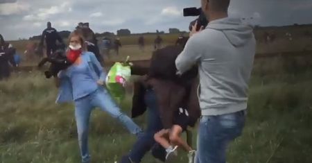 Kopała imigrantów. Węgierska operatorka skazana