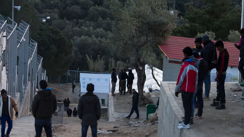 Mieszkańcy Lesbos, gdzie znajduje się obóz rejestracji uchodźców, narzekają na problemy z migrantami