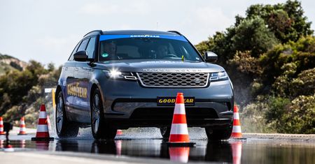 Mokra szosa im nie straszna. Sprawdziłem na torze nowe opony Goodyeara dla SUV-ów