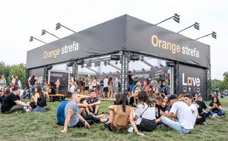 Orange oszczędzi na nagrodach dla pracowników. Rozwiązuje rezerwy na 64 mln zł