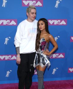 Pete Davidson podmienia pigułki Arianie Grande. "Chcę mieć pewność"