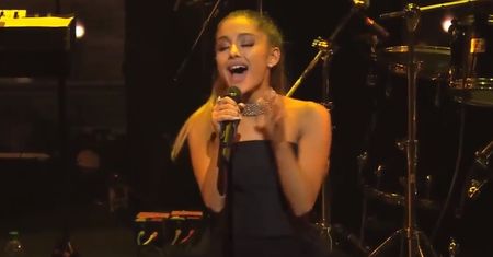 Ariana Grande, Coldplay i Katy Perry w hołdzie ofiar zamachu w Manchesterze. Gwiazdy zagrają charytatywny koncert