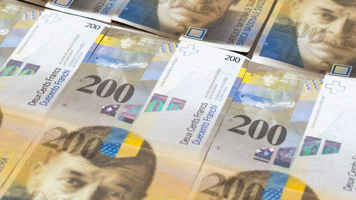 Najbardziej pechowi frankowicze zadłużyli się na początku sierpnia 2008 r., kiedy frank kosztował 1,96 zł