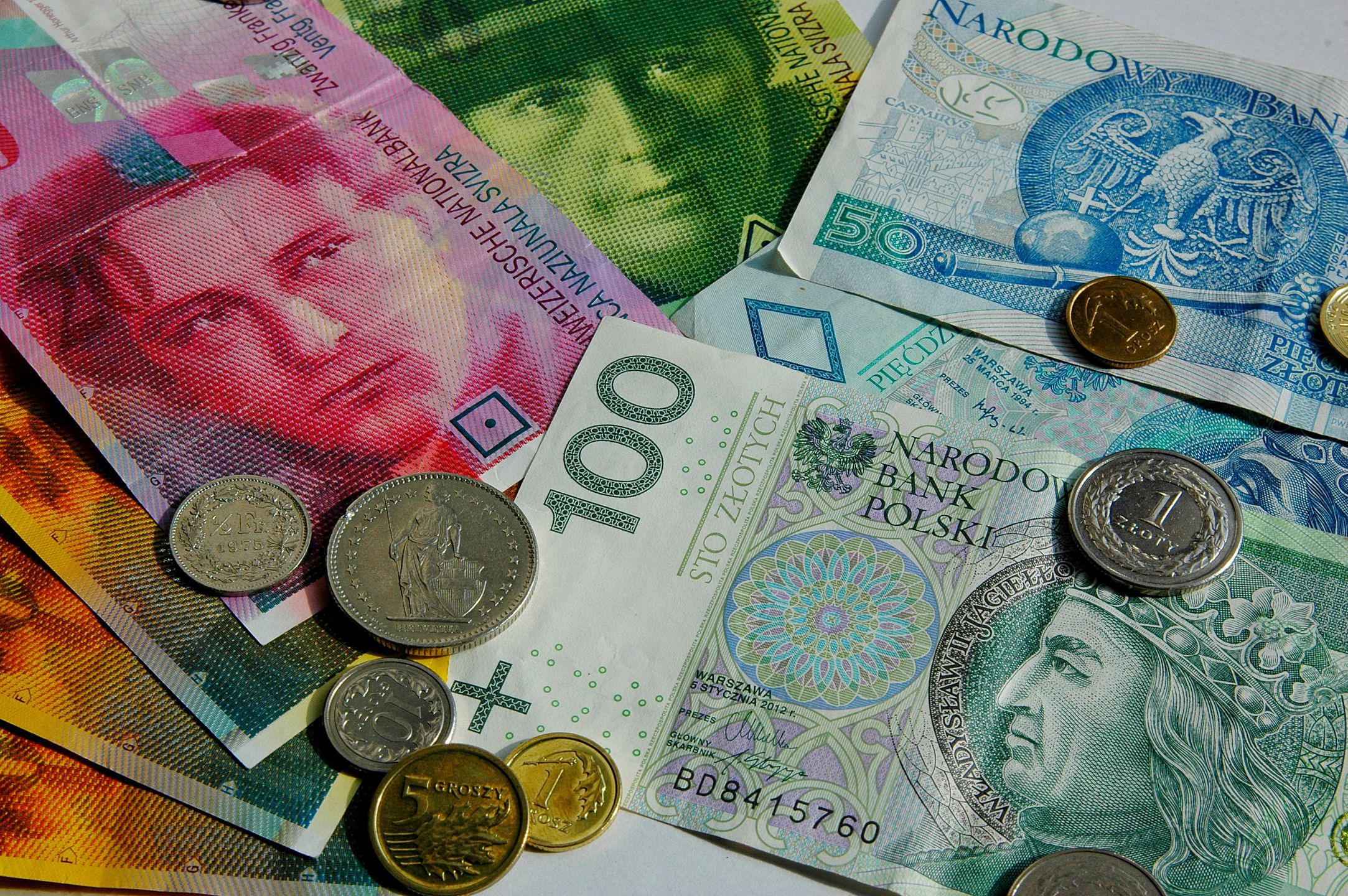 Kursy walut NBP 30.10.2019. Środowy kurs euro, funta, dolara i franka szwajcarskiego