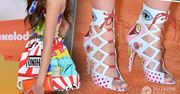Zabawna stylizacja gwiazdy na gali rozdania nagród Nickelodeon 2016. Kochamy ten look! A zwłaszcza te buty