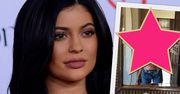 Ciemne włosy Kylie Jenner to już przeszłość. Celebrytka postawiła na... kilka kolorów!