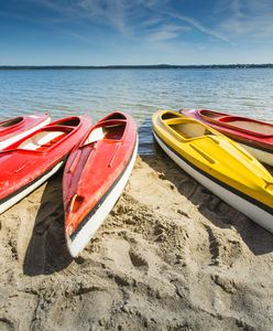 Bezpieczny wypoczynek nad wodą. Urlop nie musi skończyć się mandatem