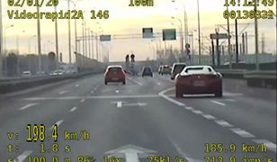 Warszawa. Kierowca ferrari pędził 200 km/h mostem Północnym