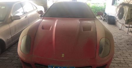 Okazja życia. Najtańsze Ferrari na świecie wystawione na aukcję