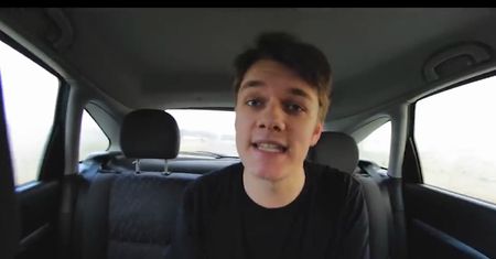 Ronnie Ferrari nagrał hit "Ona by tak chciała". "Patologiczne disco-polo" podbija sieć