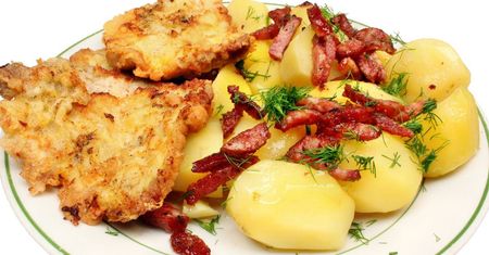 Kotlety schabowe z kaszą jaglaną i purée z marchwi