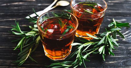 Perfekcyjnie zaparzona herbata i idealna ice tea w domu