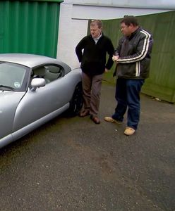 TVR Cerbera przywrócona do świetnego stanu. Ile można zarobić na takim aucie?