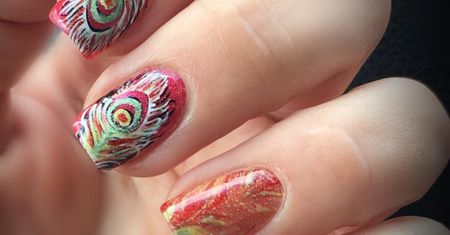 Water marble - paznokcie na wodzie. Najmodniejsze propozycje