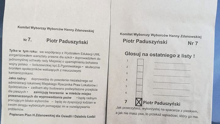 Ulotka wyborcza na torebce na psie odchody