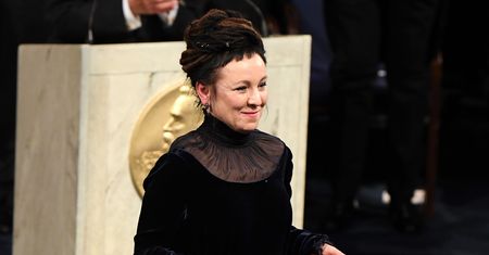 Gosia Baczyńska uszyła kreację dla Olgi Tokarczuk. Pokazała zdjęcia z przymiarek