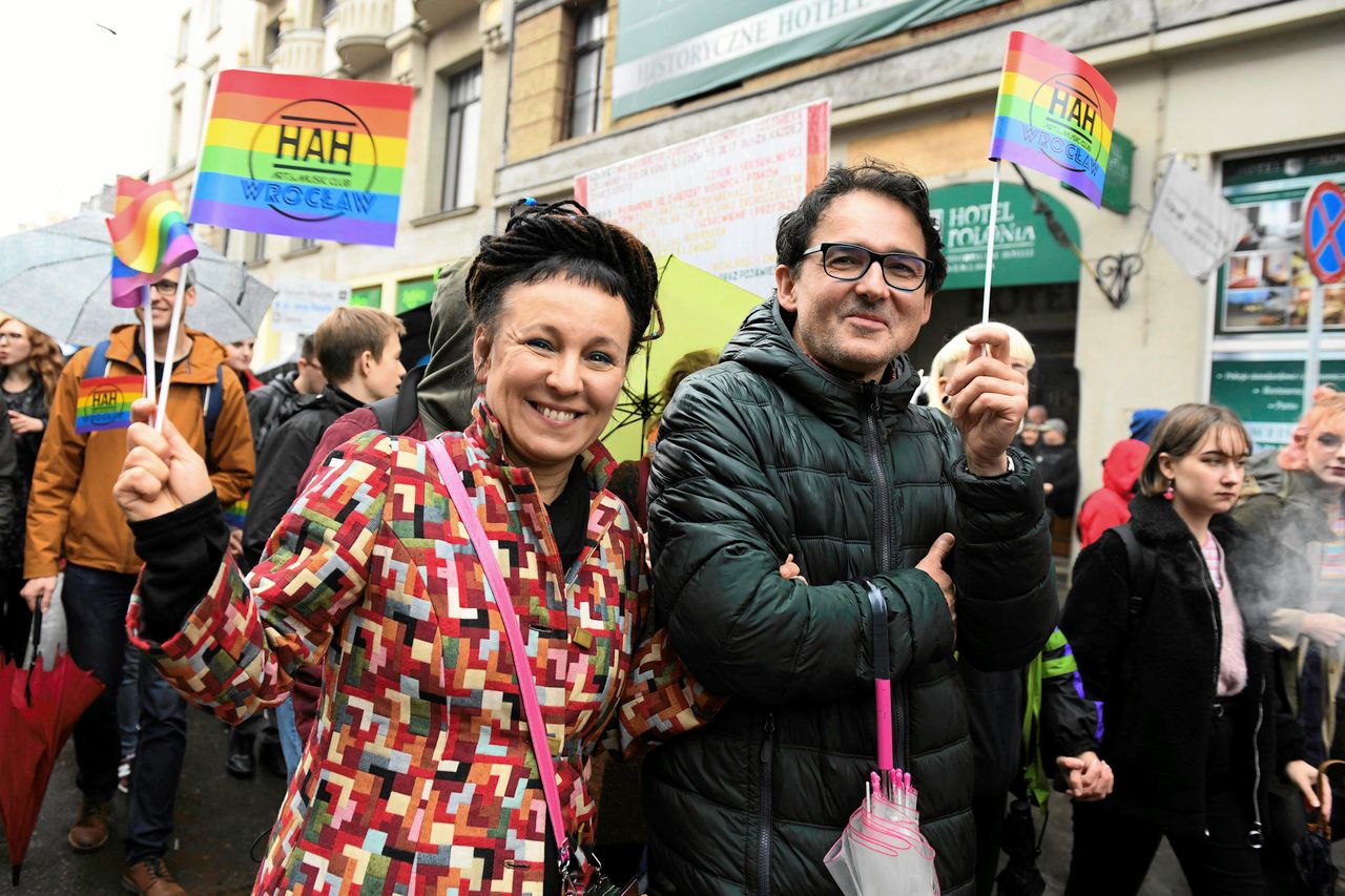 Olga Tokarczuk z Nagrodą Nobla. Nieraz zalazła PiS-owi za skórę