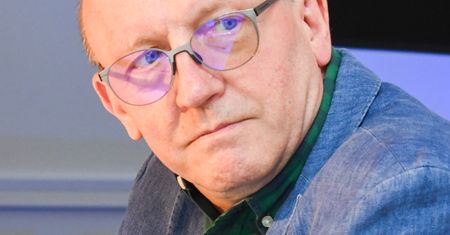 Artur Barciś ledwo uszedł z życiem. Opowiedział o walce z chorobą. "Byłem sam w domu. Leżałem w barłogu"
